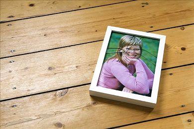 国产大作《湮灭之潮》新艺术图 女主面对枯树古堡